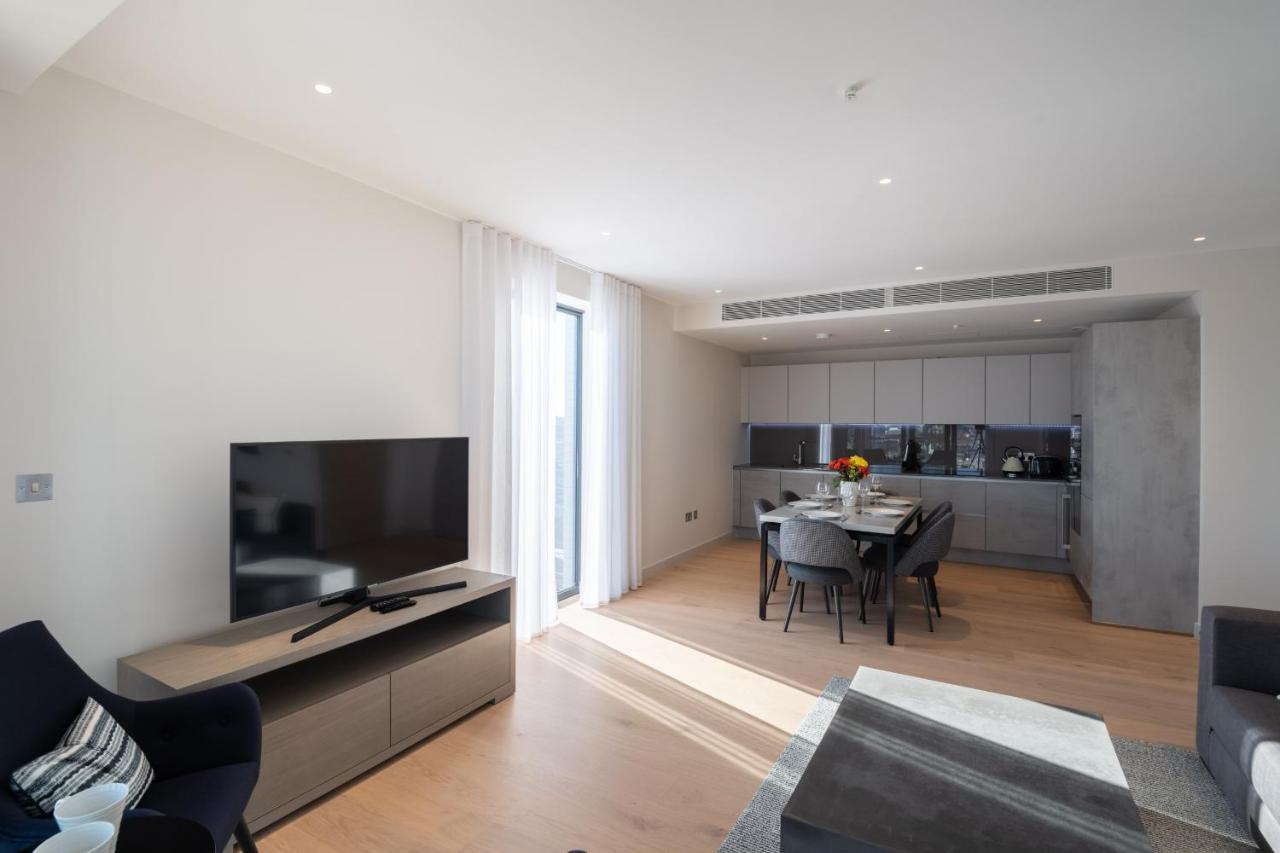 Elegant Victoria Home Close To Sloane Square By Underthedoormat London Bagian luar foto