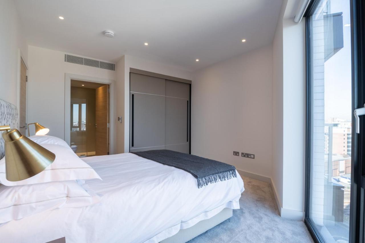 Elegant Victoria Home Close To Sloane Square By Underthedoormat London Bagian luar foto
