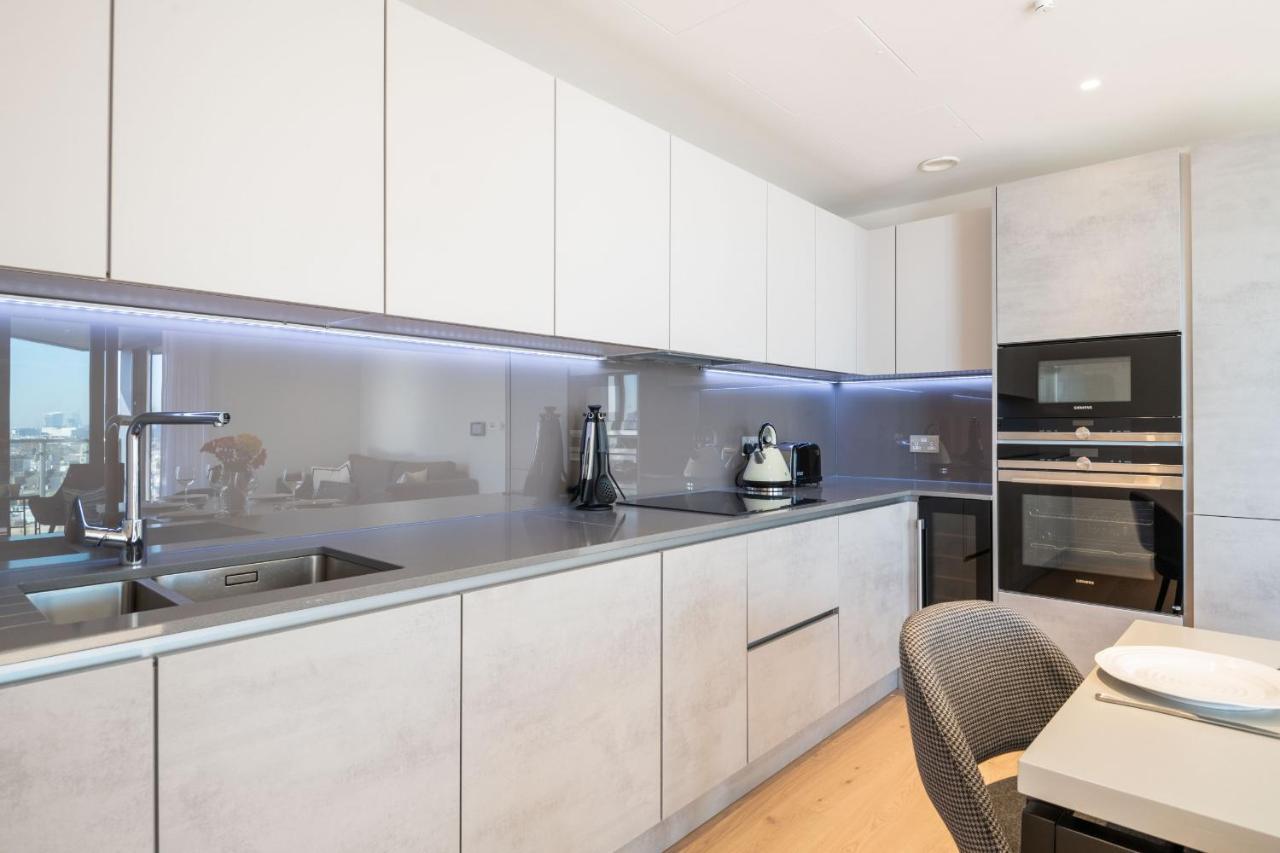 Elegant Victoria Home Close To Sloane Square By Underthedoormat London Bagian luar foto